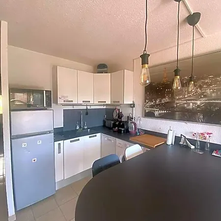 酒店 T2 A 200m De La Avec Balcon Avec Wifi 纳博讷普拉日